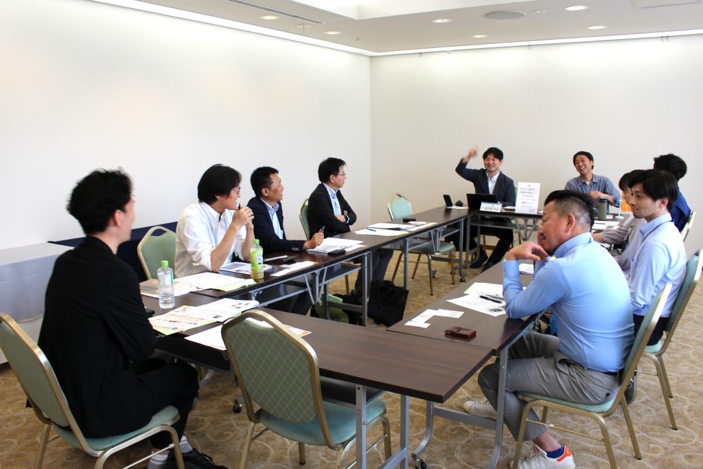 令和7年度みやざきLFP第2回研修会第3部戦略マッチング会の様子おいしく詰めて、地域を元気に!エシカルなソーセージでつなぐ環境づくりプロジェクト(entsumugi)